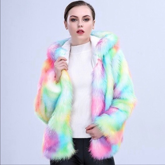 Jackets & Blazers - CANDY FAUX FUR COAT (CYBER SALE❤️) Only One